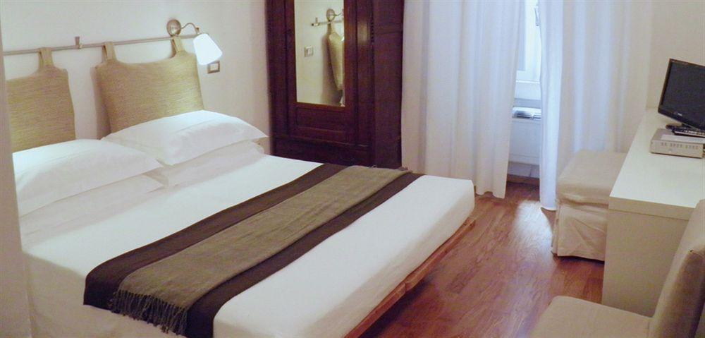 B&B Arco Del Lauro Ρώμη Εξωτερικό φωτογραφία