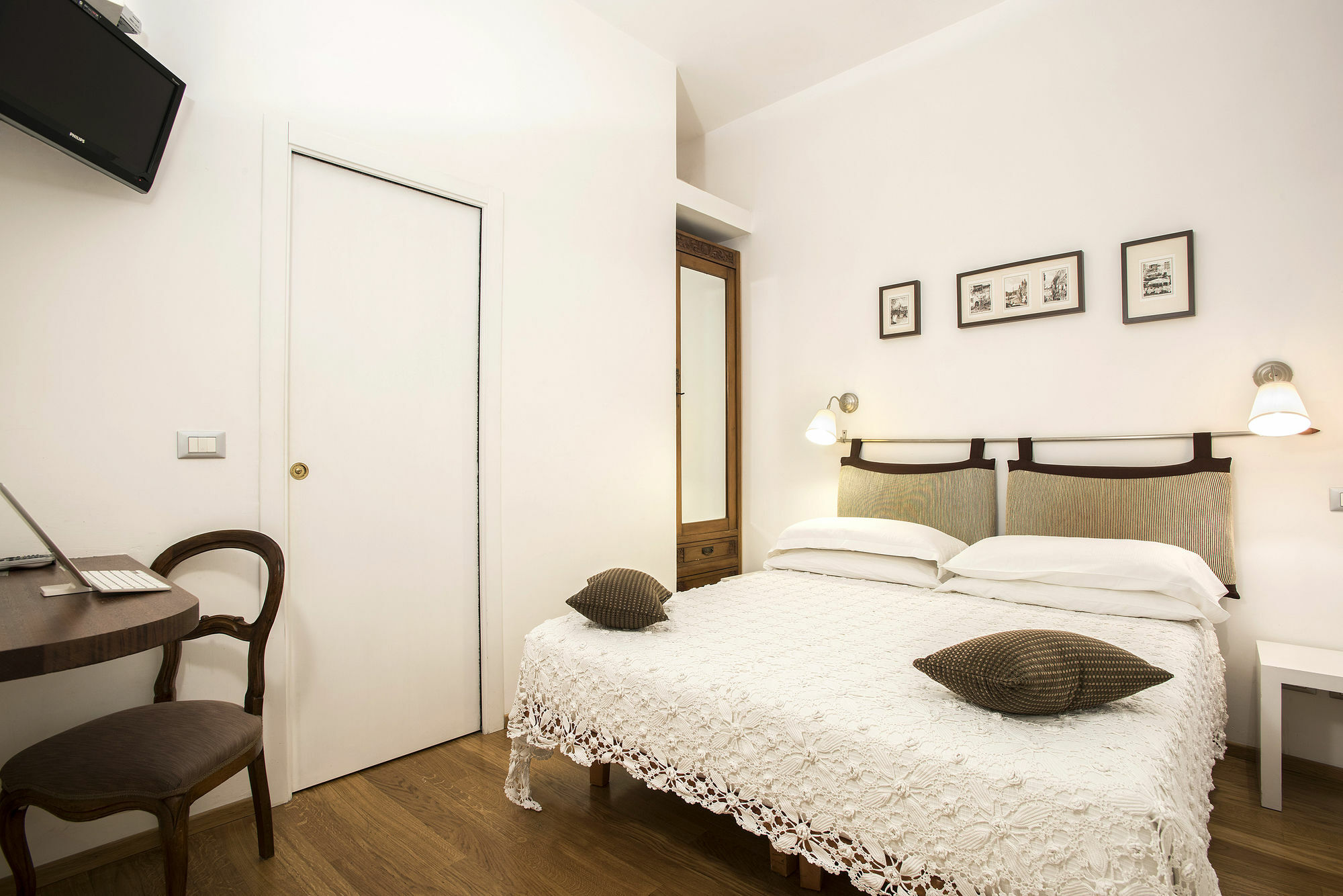 B&B Arco Del Lauro Ρώμη Εξωτερικό φωτογραφία