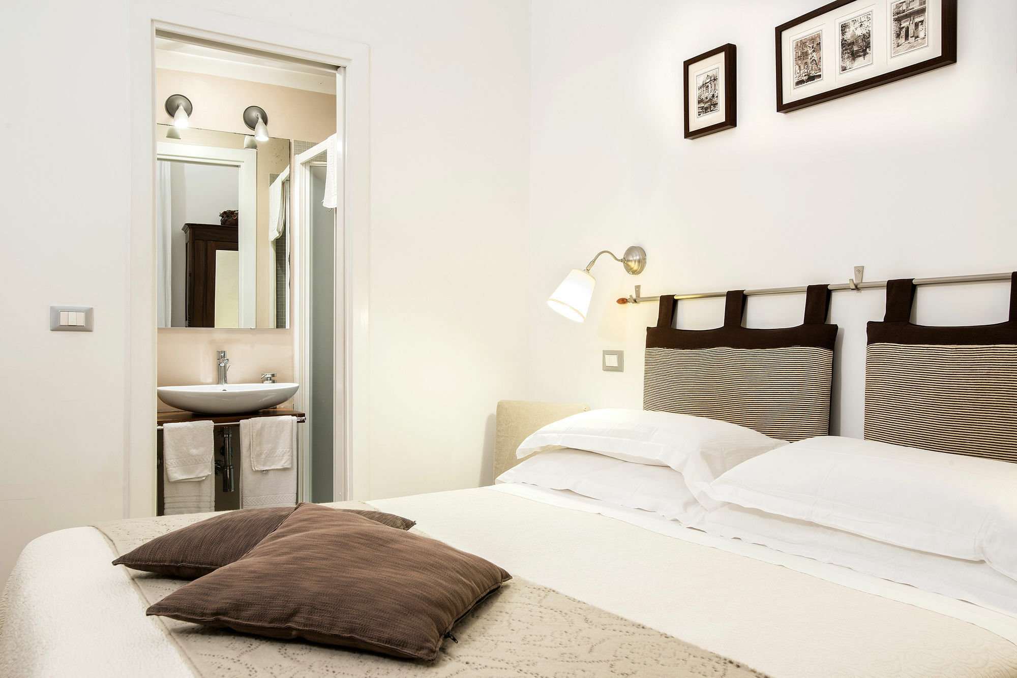 B&B Arco Del Lauro Ρώμη Εξωτερικό φωτογραφία